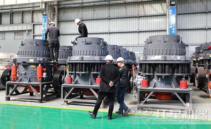 全液壓圓錐破碎機，實現(xiàn)自動清腔功能與遠程控制